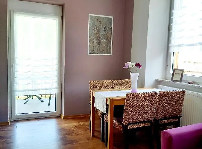 Ferienweingut Gansen / Hochgenuss 1 *